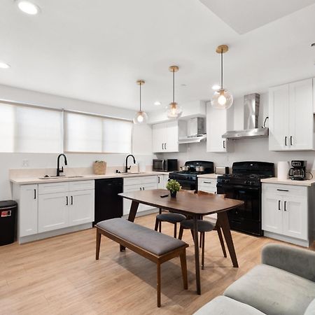 Modern Getaway In The Heart Of La Near Usc, Private Room With Share Living Room And Kitchen Los Angeles Eksteriør billede